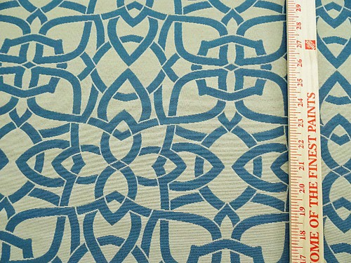 TELA DE TAPICERÍA GEOMÉTRICA TURQUESA RICHLOOM PREMIUM INTERIOR/EXTERIOR DOLAN BTY 5036 - Imagen 3 de 5