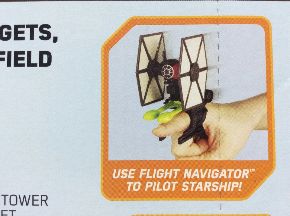 Hot Wheels Star Wars Force Awakens Die Cast Tie Fighter Blast-Out Battle con envío Foto 3 de 4