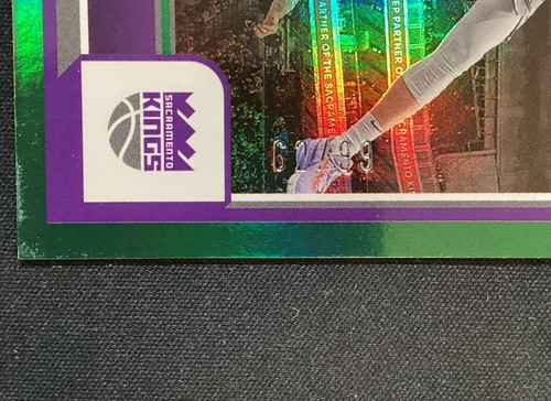 2023-24 Panini NBA Hoops Green /99 Kevin Huerter #167 Kings - Picture 2 of 3