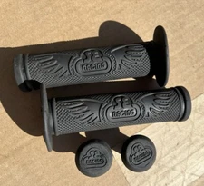 SE BIKES 2013 WING GRIPS W/ SE RUBBER END PLUGS (OLD STYLE)