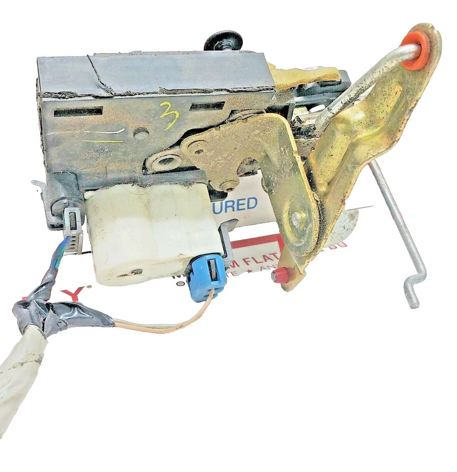 2001–2006 GMC Yukon / Tahoe / Denali / Escalade защелка замка задней крышки багажника O - Изображение 3 из 4