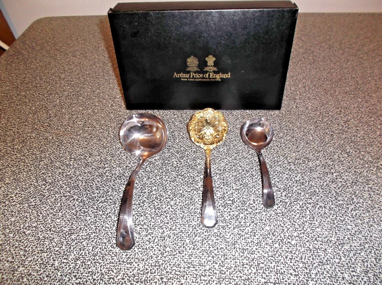 Arthur Price of England Sheffield 3 piece Silver Plated Sauce Ladles rare