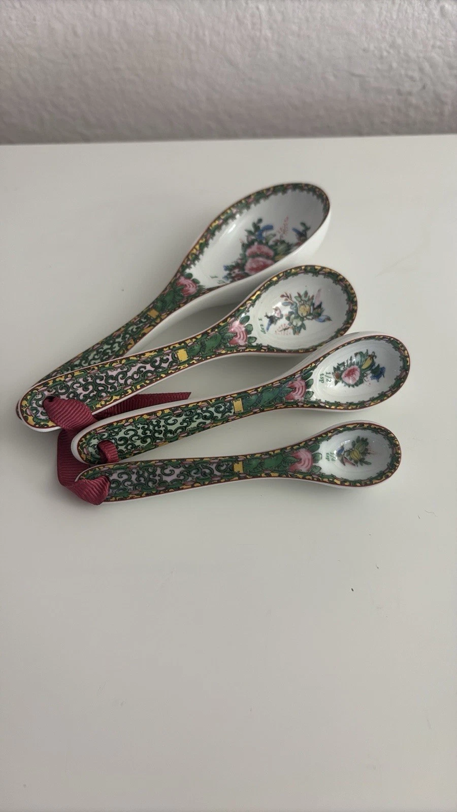 Williams Sonoma Floral Porcelain Measuring Spoon Set