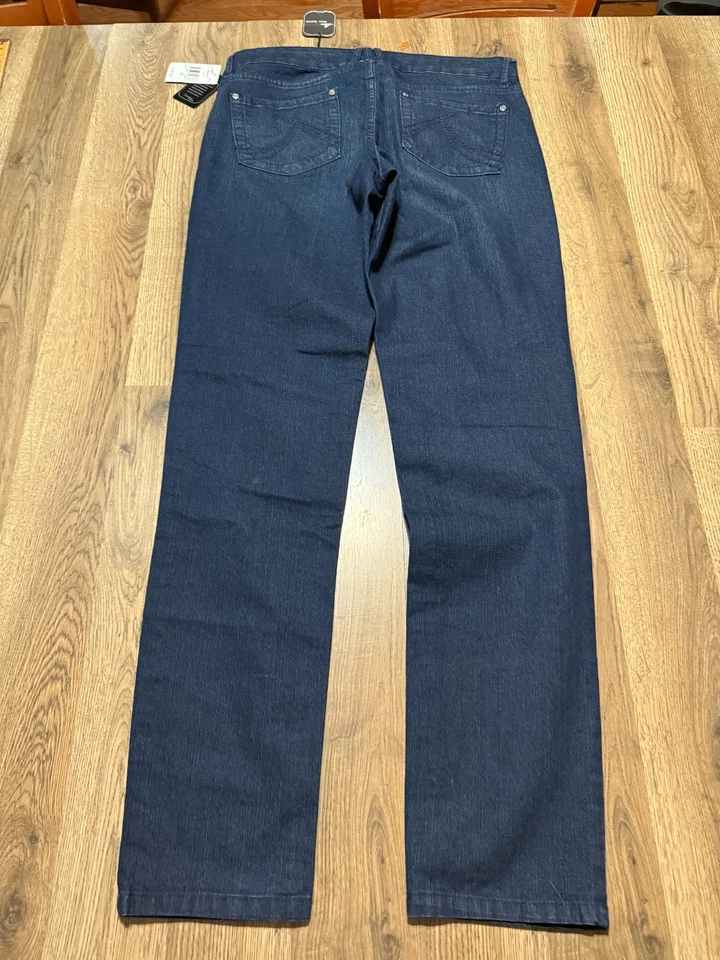 Common Genes Jeans, Women's Size 10, Blue, Denim, Straight Leg, Dark Wash NWT - Image 2 of 4