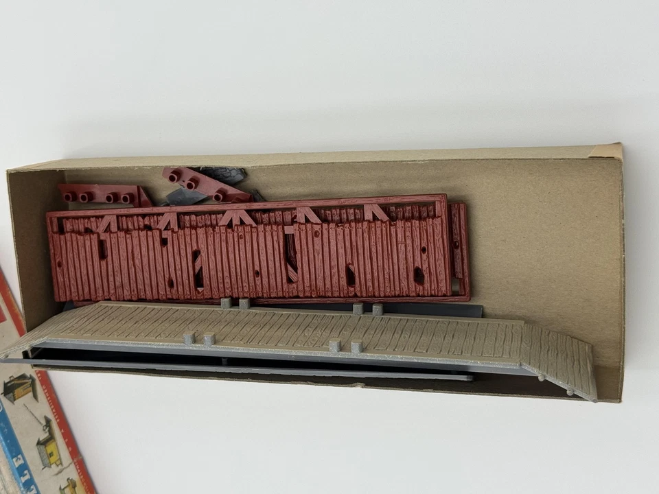 VINTAGE PLASTICVILLE U.S.A. HO SCALE COVERED BRIDGE KIT 2802-149 BACHMANN TRAIN - Изображение 3 из 3