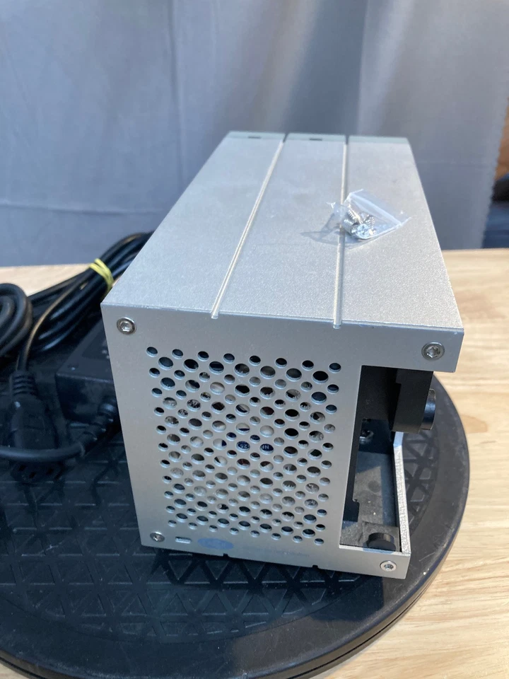 LACIE 2BIG 3.5" EXTERNAL HARDDRIVE THUNDERBOLT 2 2BIG USB 3.0 TBT 2 NO HDDs - Image 3 of 4