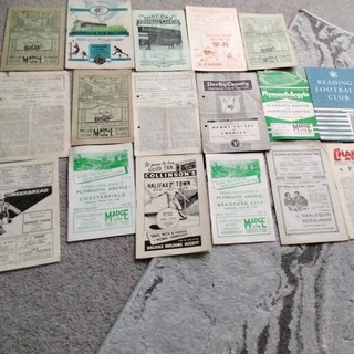 18 x Football Programme 1950 s.