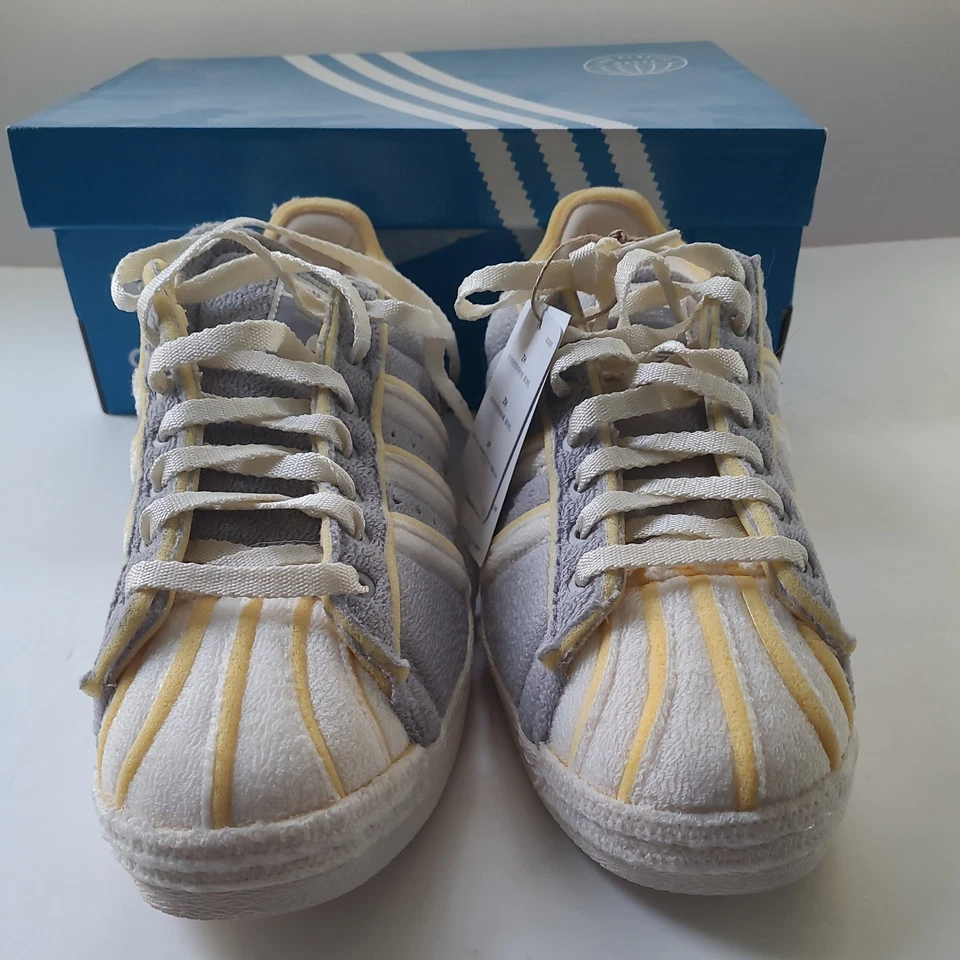 NEW AUTHENTIC ADIDAS ORIGINALS COZY SUPERSTAR " WHITE SHOES US 10 HP7716 - Image 4 of 4