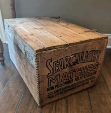 1920s Diamond Match Company Searchlight Matches Wood Crate With Lid 