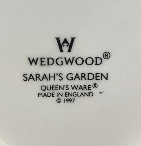 Soporte Para Pasteles De Dos Niveles Wedgwood 'El Jardín De Sarah' (Crema) - Imagen 2 de 2