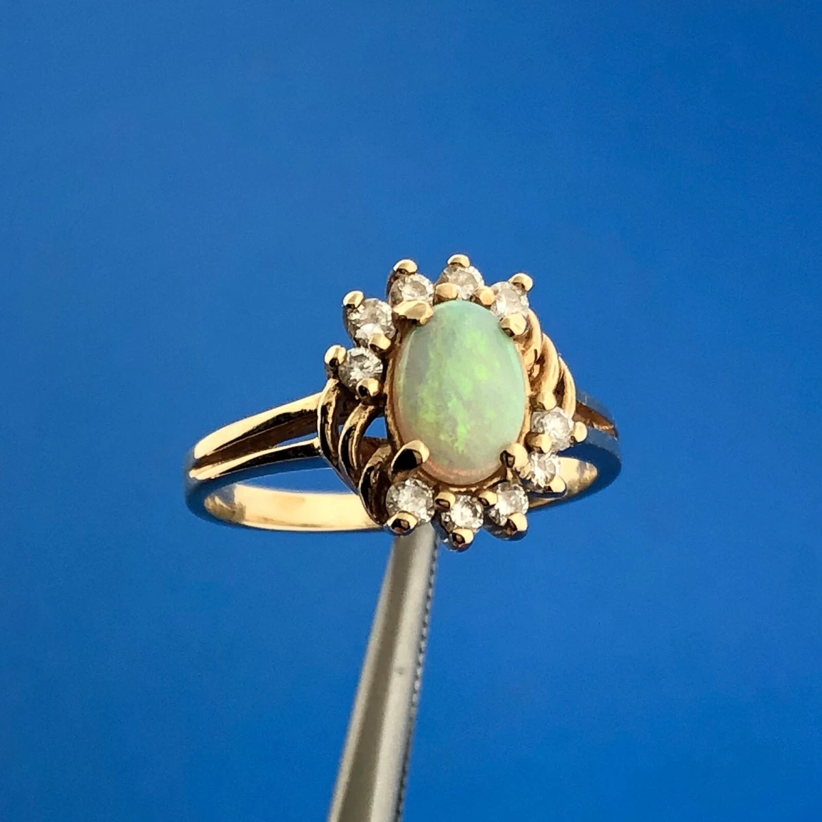 White opal 2024 ring gold