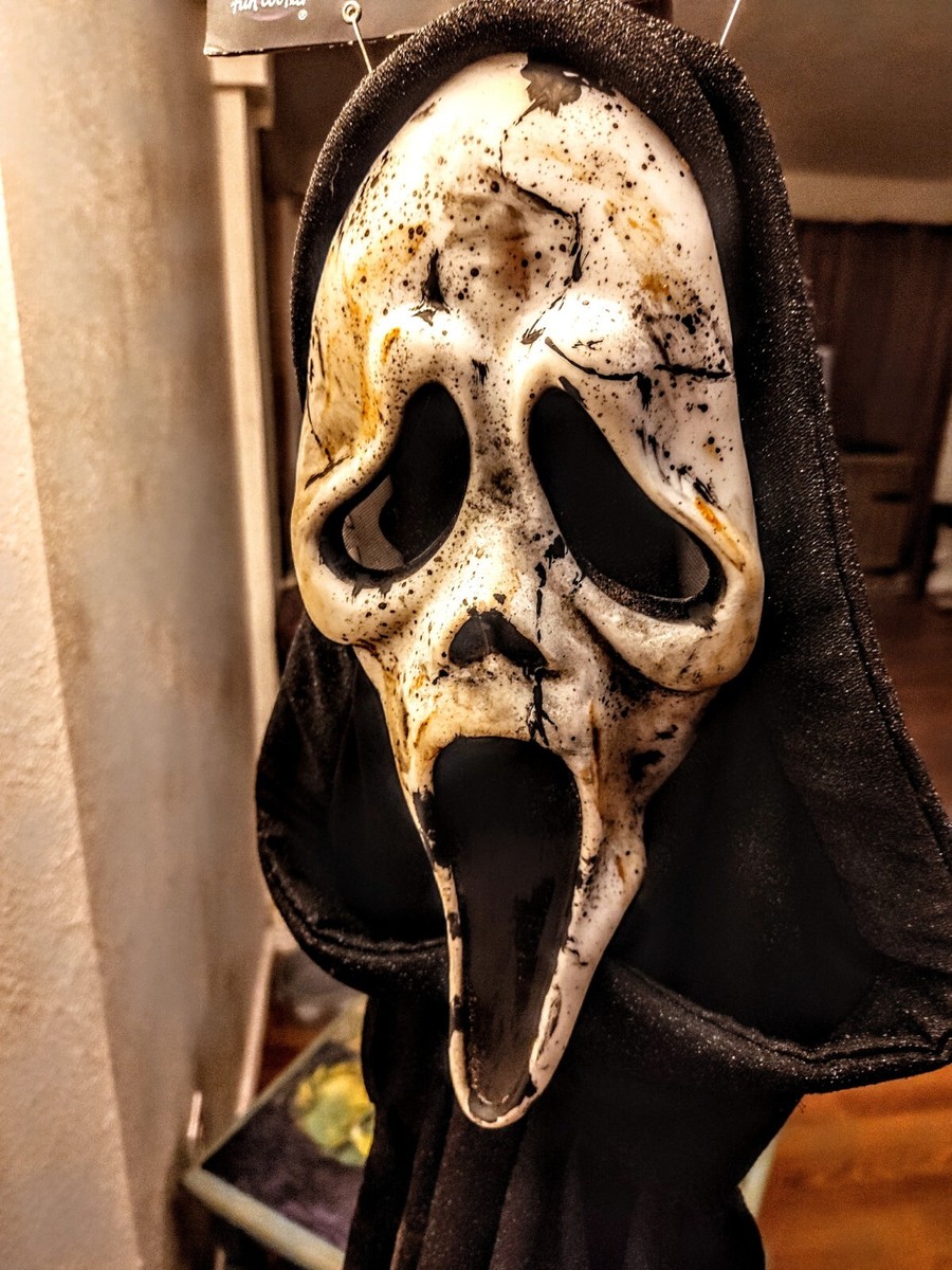 scream Ⅵ funwold製 ghost face mask Ghost Face® Aged Mask - As Seen in the Motion Picture SCREAM VI
