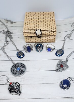 10 piece The Vampire Diaries Jewelry Box Set, Elena Gilbert