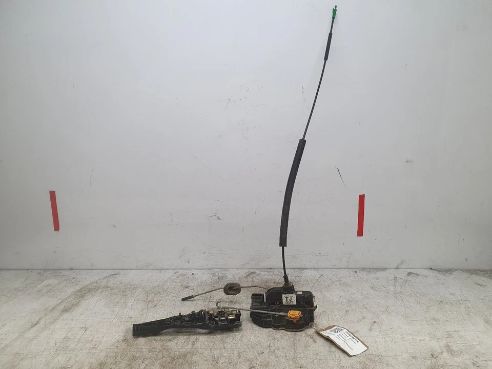 CHEVROLET CAMARO DOOR LOCK LATCH FRONT RIGHT 2010-2015 MK5 COUPE 13579524 #86716