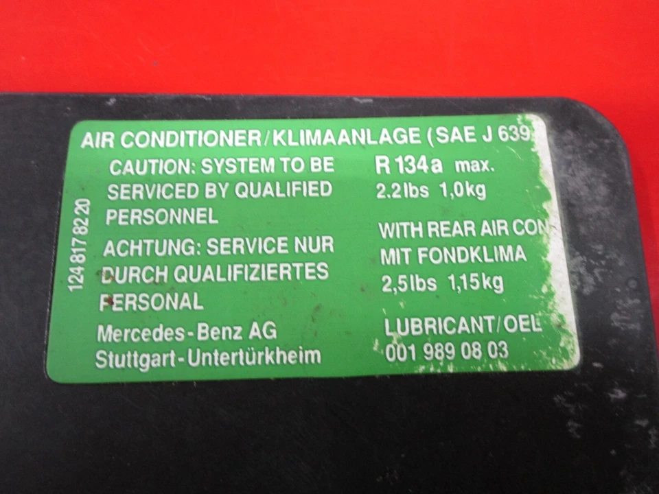OE 1994 梅赛德斯-奔驰 C220 W202 抽油烟机排放贴纸面板 #2026820081 — 第 4/4 张图片