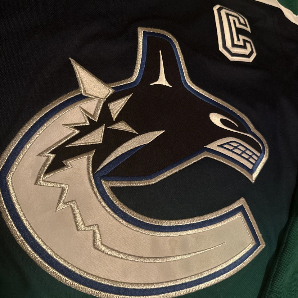 Vancouver Canucks Bo Horvat Reverse Retro 1.0 NHL Hockey Jersey (Size 56 - XXL) - Image 2 of 4