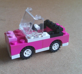 Lego Friends House Set #5560 without Pink Bucket  (100% complete)