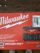 Milwaukee 0880-20 12V M18 2 Gallon Cordless Wet/Dry Vacuum