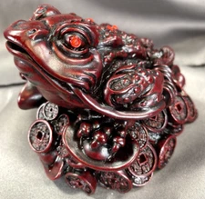 Feng Shui Three legged Toad with Red Jewels