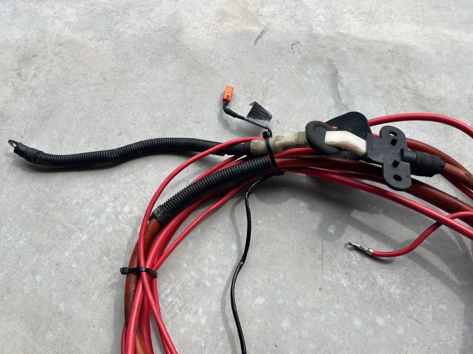 95-01 BMW 740iL E38 положительный красный кабель аккумулятора с клеммой OEM 1436898 - Изображение 4 из 4