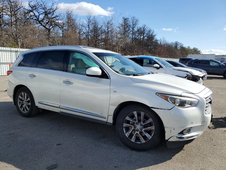 Used Hood fits: 2015 Infiniti QX60  Grade A - Image 4 of 4