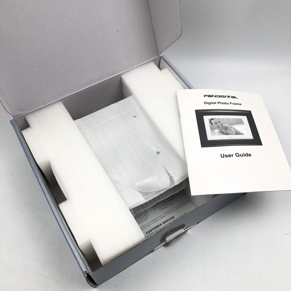 Pandigital Model PAN7056W01 - 7 Inch Digital Photo Frame 256MB - Open Box - Image 3 of 4