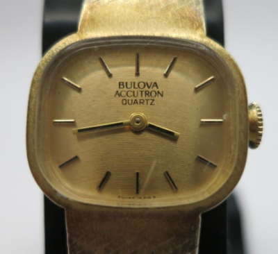 Beautiful Vintage Swiss Bulova Gold Watch Works Great! New Battery. s-l400.jpg main image 2