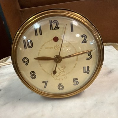Vintage 1940s General Electric Alarm Clock WORKS!