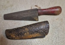 Antique BAY STATE Advertising Hone Whetstone Sharpening Stone Leather Case Wood