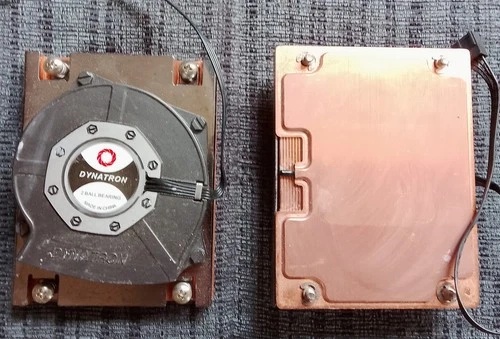 Pair Dynatron R25 Heatsinks for U1 servers