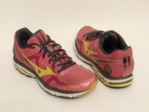 mizuno running a4 womens brown