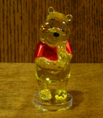 Disney Showcase Facets Collection #6009038 WINNIETHE POOH ACRYLIC FACET, 3+'' NIB