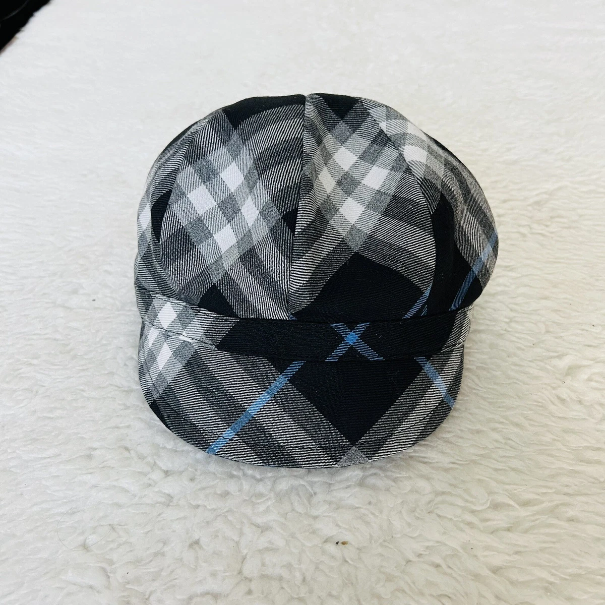 Burberry top messenger hat