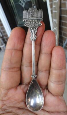 vintage PALEIS HET LOO APELDOORN Silver Plated HOLLAND COLLECTOR SPOON J.S.ZN 90