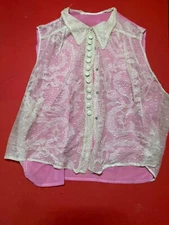 ANTIQUE LACE - small blouse in fine and light lace