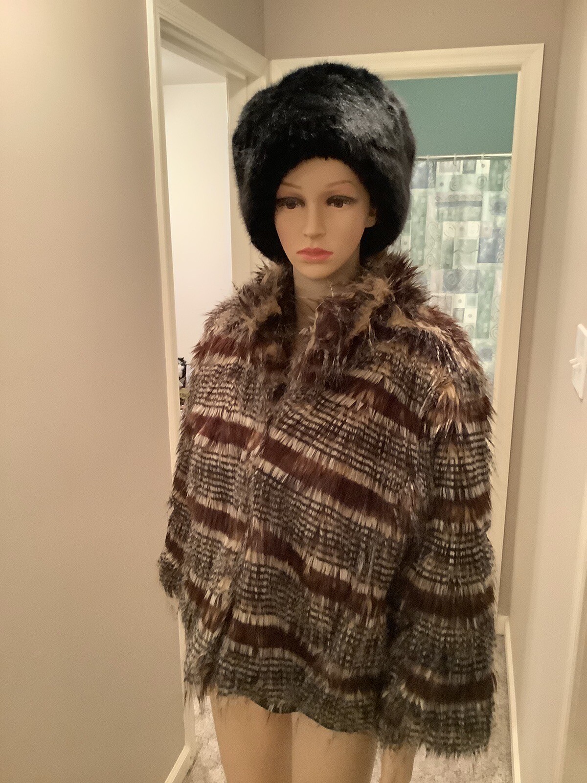 ROMEO & JULIET COUTURE BROWN STRIPED FAUX FUR GLAM FURRY RAVE JACKET ...