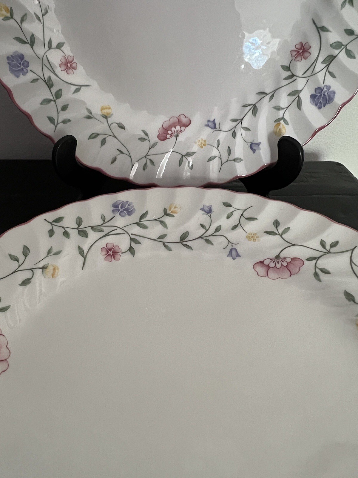 Johnson Bros ENGLAND Pink Edged SUMMER CHINTZ Dinner Plates X 4, 25 Cm