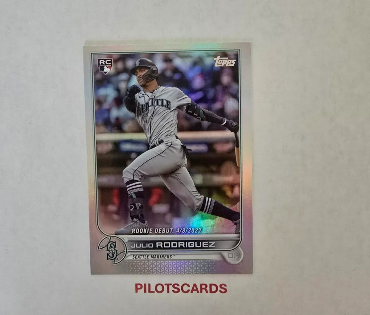 (ITEM B564) JULIO RODRIGUEZ- 2022 TOPPS UPDATE RAINBOW FOIL #US97 (RC)