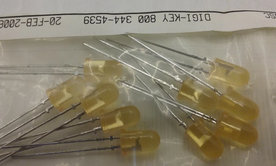 DIGI-KEY P372-ND LED AMBER LAMP 5mm ROUND/DOMED TOP (LN41YPH) PACKAGE OF 10 NIB - Image 3 of 4