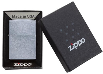 Zippo 207, Classic Street Chrome Finish Lighter, Full Size, (PL