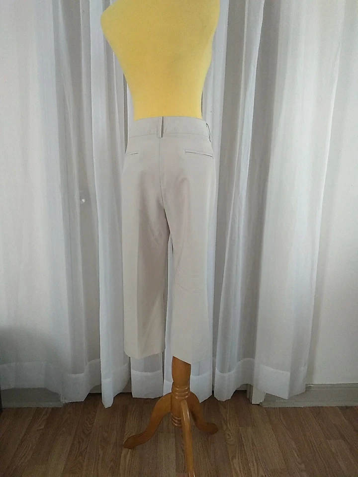 Larry Levine Petite womens dress pants crop beige size 12 Petite - Image 3 of 4