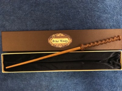 Arthur Weasley Wand 16'', Harry Potter, Ollivander's, Noble Wizarding World, HP