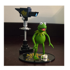 Kermit the Frog Figure The Muppet Show 25th Anniversary Edition with Accessories