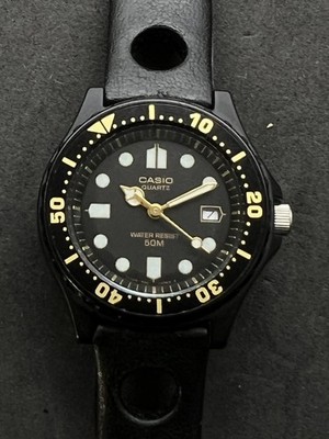 Vtg New 1980 CASIO LD-20 (392) Women s 32mm Analog Quartz Watch Date Black Gold