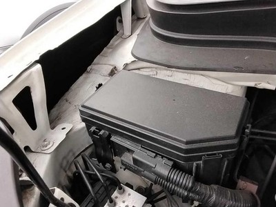 Used Fuse Box Engine fits: 2016 Honda Pilot RH engine compartment US market EX-L