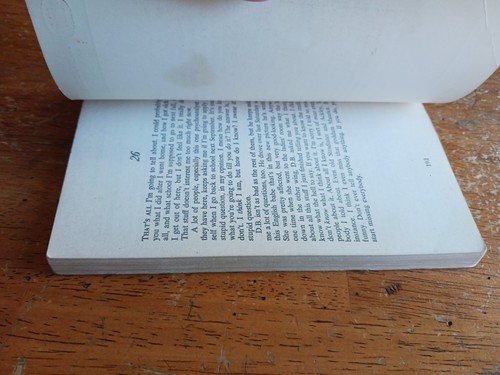 The CATCHER in the RYE,J.D. Salinger PB BOOK,1961 Signet Paperback D1667,HTF - Picture 13 of 15