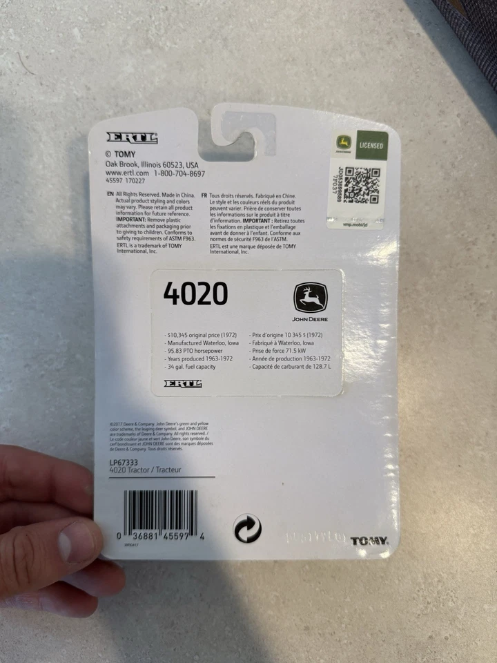 ERTL 1:87 HO SCALE JOHN DEERE Model 4020 Tractor w/Narrow Front NIP! - Image 2 of 3