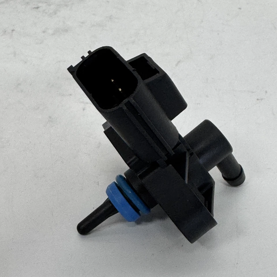 Sensor de presión de riel de inyección de combustible para Ford Mustang F150 Explorer 0261230093 Foto 4 de 4
