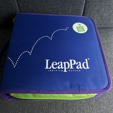 LeapPad Zippered Storage Binder for the LeapPad System - 13" X 12" - EUC Clean