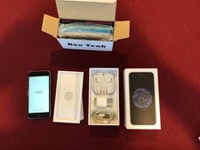 Apple iPhone 6 - 64GB - Silver (AT&T) A1549 (GSM)